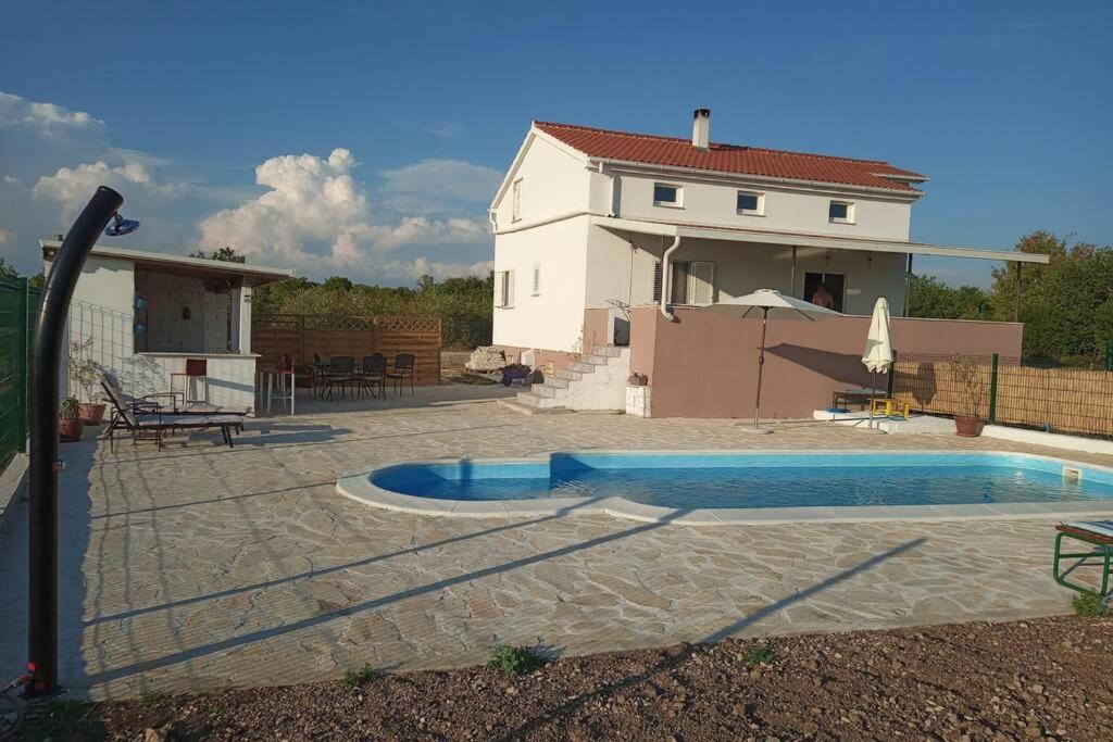 Kuca Za Odmor M&J Benkovac Exterior foto